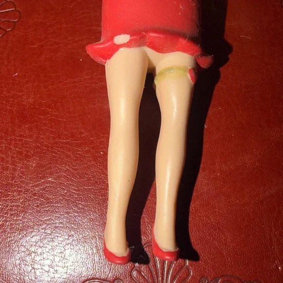 Vintage Betty Boop Red Dress Cartoon Figurine - Picture 5 of 5